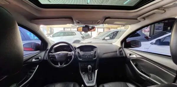 Ford FOCUS FOCUS 2,0 5P SE PLUS POWERSHIFT 2015