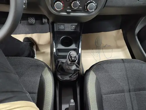 Renault Kwid 1.0 Sce 66Cv Iconic Outsider 2026