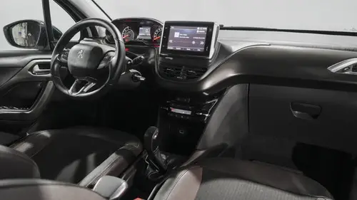 Peugeot 2008 1.6 Feline 2021
