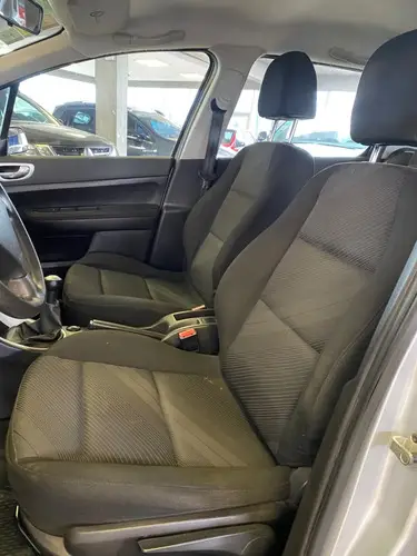 Peugeot 307 1.6 Sedan Xs 110cv Mp3 2010