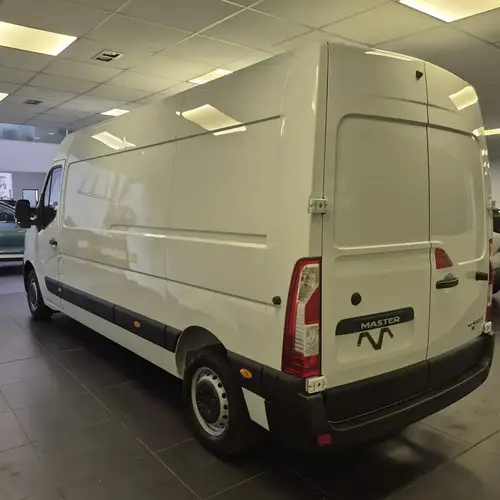 Renault Master 2.3 L2H2 (10,8M3) 2026