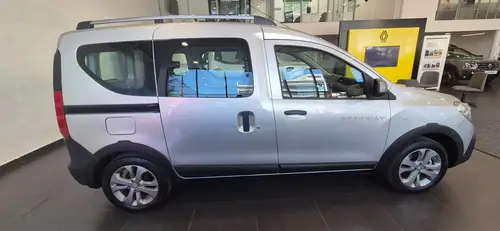 Renault Kangoo Ii 1.6 Sce Stepway 2026