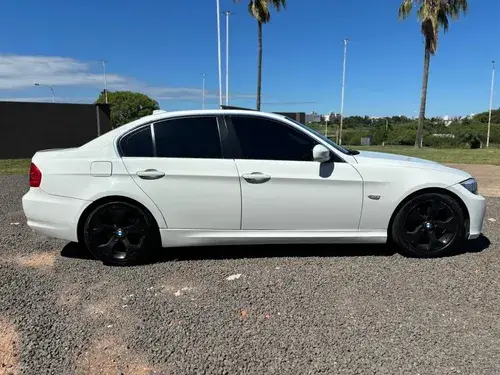 BMW Serie 3 2.5 325i Sedan Executive 2010