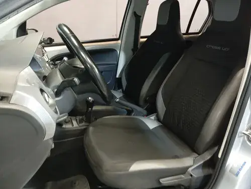 Volkswagen Up! ! 5 Ptas Cross 2017