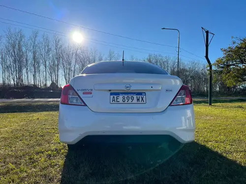 Nissan Versa V-DRIVE PLUS AT 2021