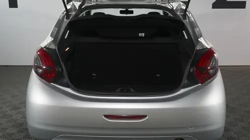 Peugeot 208 1.6 Active 2020