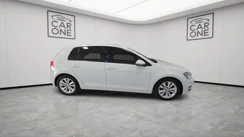 Volkswagen Golf 1.4 VII TSI BLUEMOTION TECH COMFORTLINE L15 2017