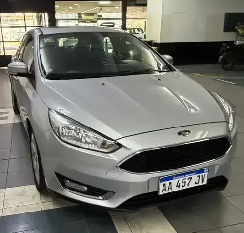 Ford Focus III 2.0 Se Plus At6 2016