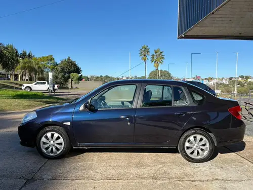 Renault Symbol 1.6 Connection 2011