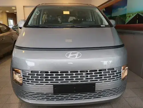 Hyundai Staria 2.2Td Safety 2Wd 2026
