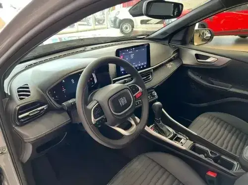 Fiat FASTBACK 1.3 T270 At6 2026