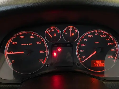 Peugeot 307 1.6 Sedan Xs 110cv Mp3 2010