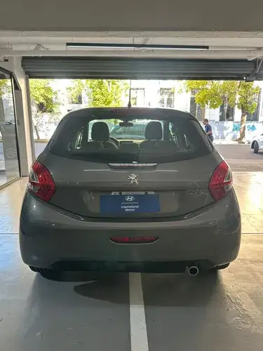 Peugeot 208 1.6 Feline 2013