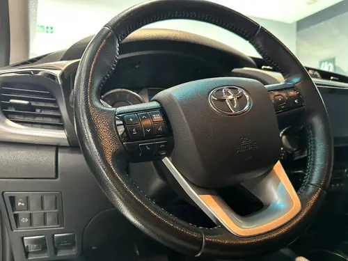 Toyota Hilux SRV 4x2 AT 2023
