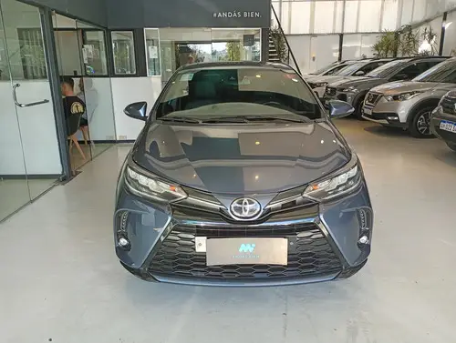 Toyota Yaris S 1.5 CVT 2022