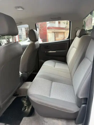 Toyota Hilux Pick-Up 2.5 Cover Cs Dx Pack 4x4 Cerrada 2014