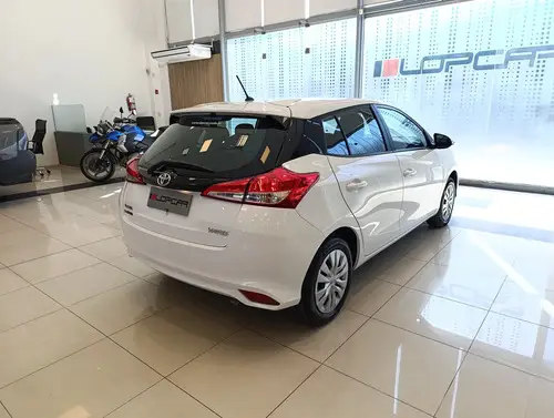 Toyota Yaris 1.5 107Cv Xs Cvt 2026
