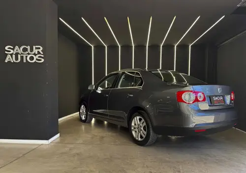 Volkswagen Vento 1.9 I Advance Dsg 2009