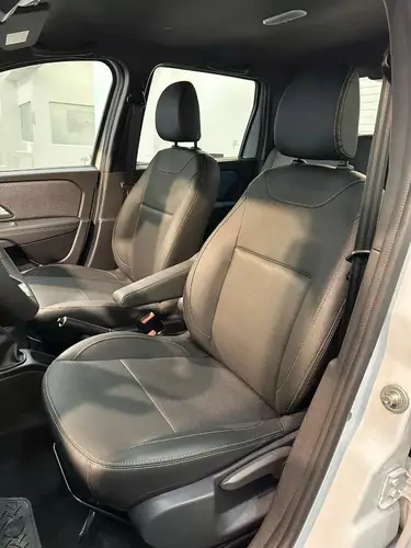 Renault Oroch iconic cvt 4x2 2026