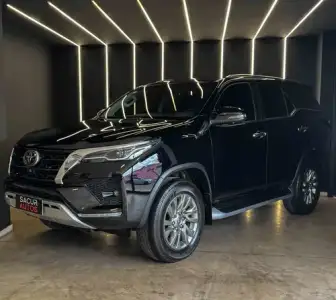 Toyota Hilux SW4 SRX 2.8 TDI 4x4 AT 2023