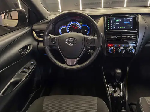 Toyota Yaris XS 1.5 CVT 2025