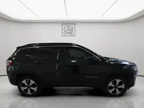 Jeep Compass 2.4 LONGITUDE AT6 4X2 L18 2019