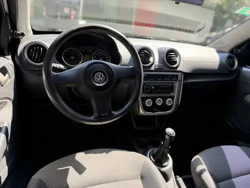 Volkswagen Voyage 1.6 Highline 101cv 2012