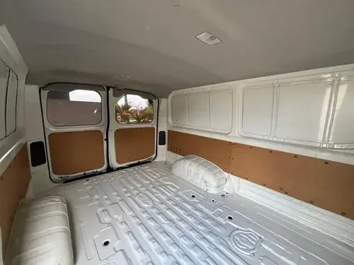 Toyota Hiace 2.8 Tdi Furgón 6at L1h1 3a 4p 2023
