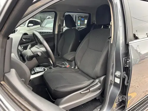 Nissan Frontier 2.3 Le Cd 4x4 At 2020