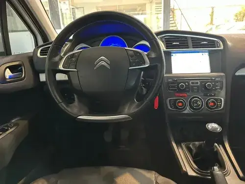 Citroën C4 Lounge 2.0 Tendance Pack MT6 c/GNC 2016