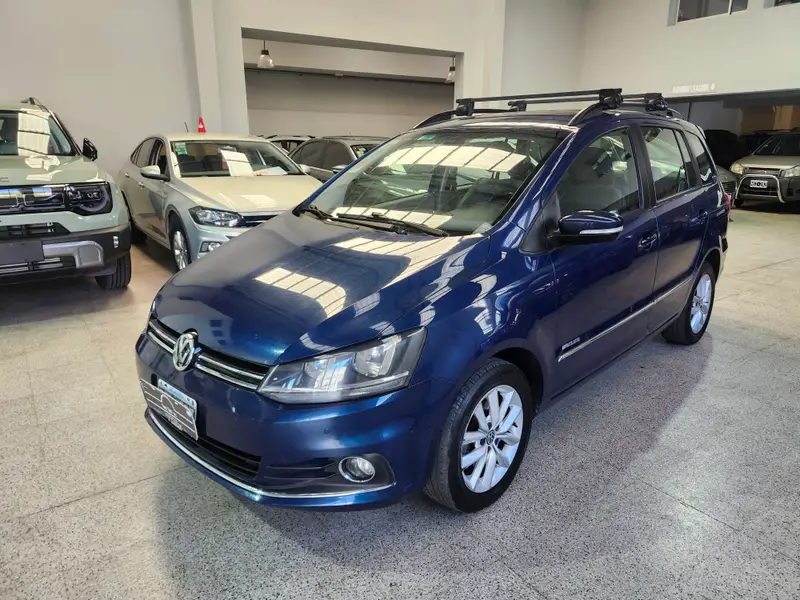 Volkswagen Suran 1..6 Highline 2015