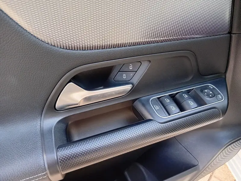 Mercedes-Benz B200 1.3 style 2019