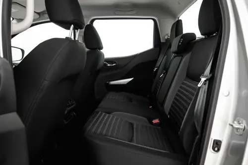 Nissan Frontier 2.3 TD 4X2 CD XE 2026