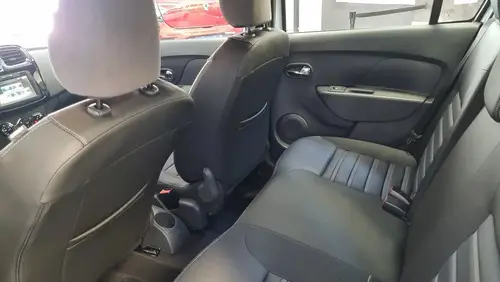 Renault Logan 1.6 16v Intense 2025