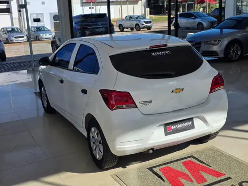 Chevrolet Onix 1.4 Joy Ls 2022