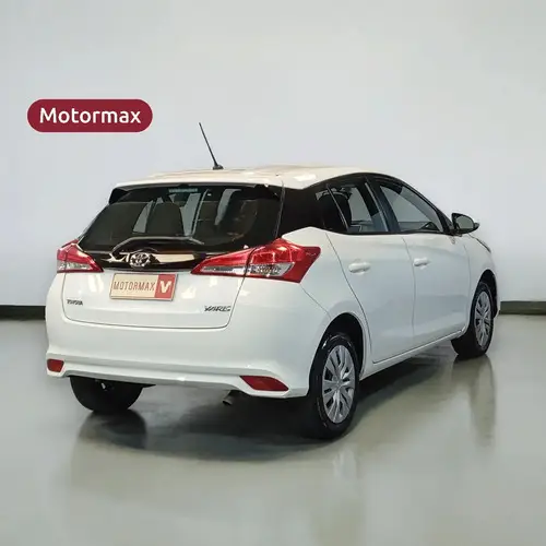Toyota Yaris 5 puertas 1.5 Xs L/22 2024