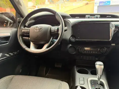 Toyota Hilux Pick-Up 2.8 Cd Srv 177cv 4x2 At 2024