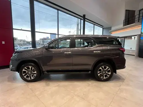 Toyota SW4 2.8 Srx 204Cv 4X4 7As At 2026