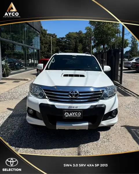Toyota SW4 3.0TDI D-4D SRV CUERO 4X4 7PLS 2013