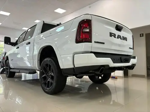 RAM 1500 5.7 Laramie Nigth Edition 2026