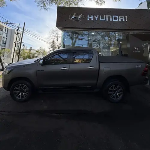 Toyota Hilux Pick-Up 2.8 Cd Sr 177cv 4x4 2021