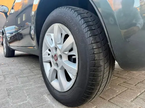 Fiat Punto 1.4 ATTRACTIVE UCONNECT L15 2016