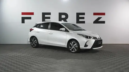 Toyota Yaris 1.5 107cv Xls Cvt 2025