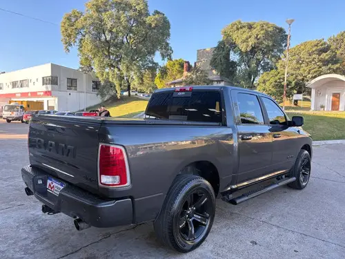 RAM 1500 5.7 Laramie At8 4X4 2024