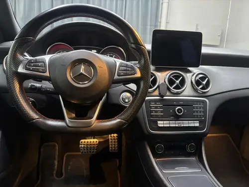 Mercedes-Benz Clase GLA 2.0 Gla250 Amg-Line 211Cv 2017