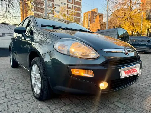 Fiat Punto 1.4 ATTRACTIVE UCONNECT L15 2016