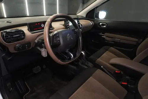 Citroën C4 Cactus 1.2 PURE TECH SHINE AT6 2018