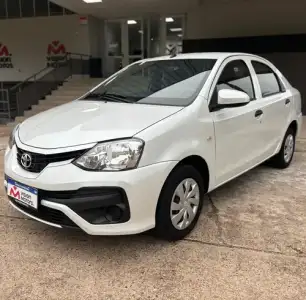 Toyota Etios 1.5 Sedan X 2023