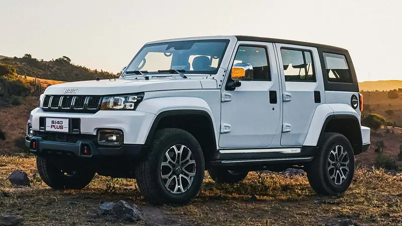 BAIC BJ40 PLUS 2025