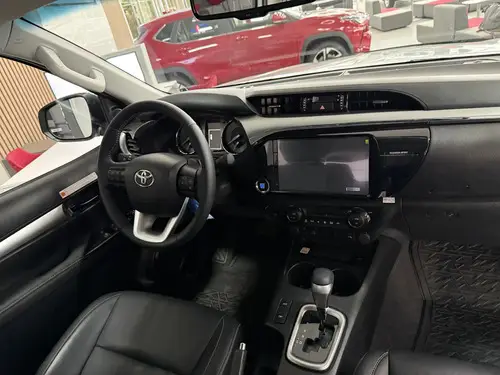 Toyota Hilux Pick-Up 2.8 Cd Srv 204Cv 4X4 At 2026